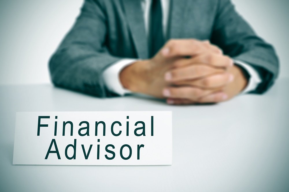 Here’s how to choose the right financial advisor for you